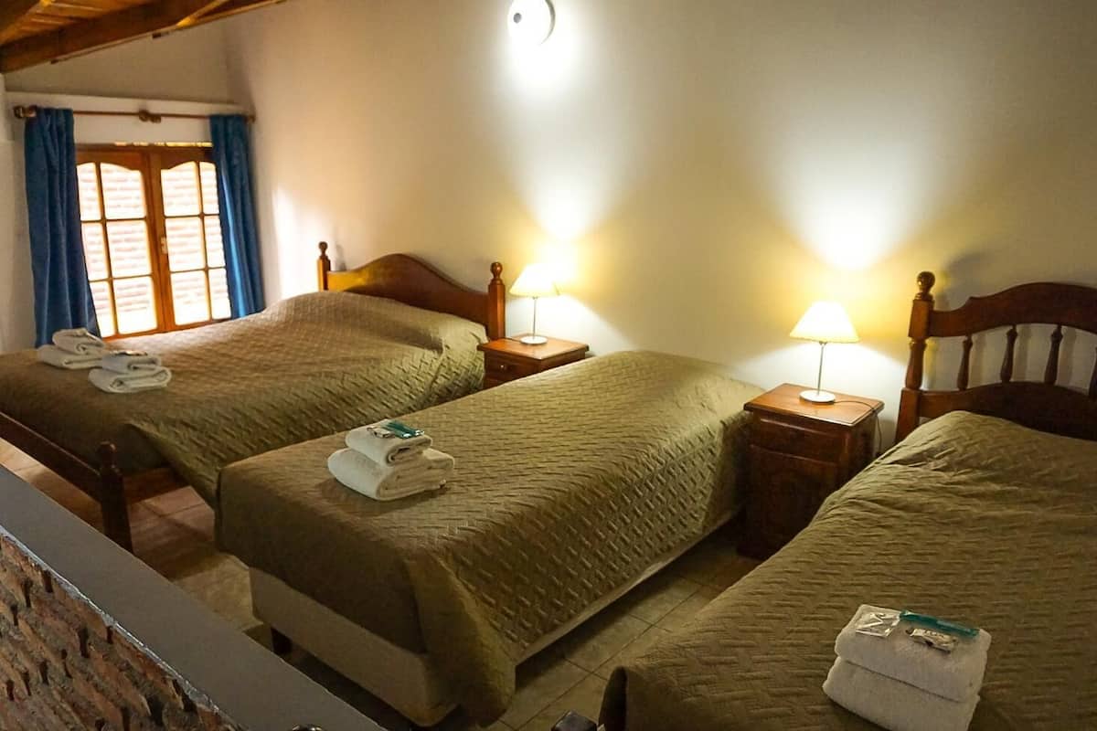 In-room safe, bed sheets
