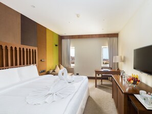 Minibar, in-room safe, desk, soundproofing