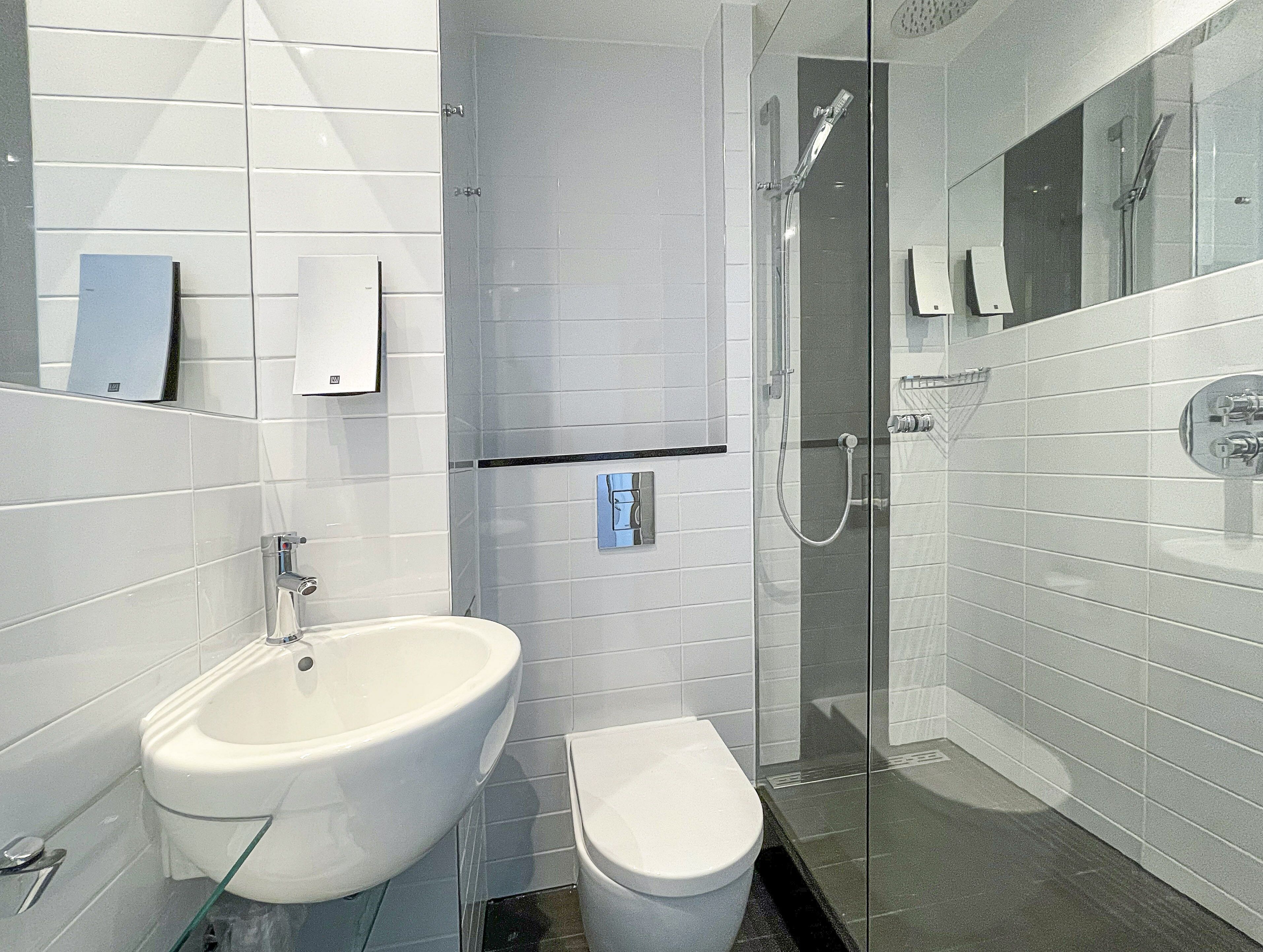 superior double room, 1 queen bed | bathroom | shower, free toiletries, hair dryer, towels