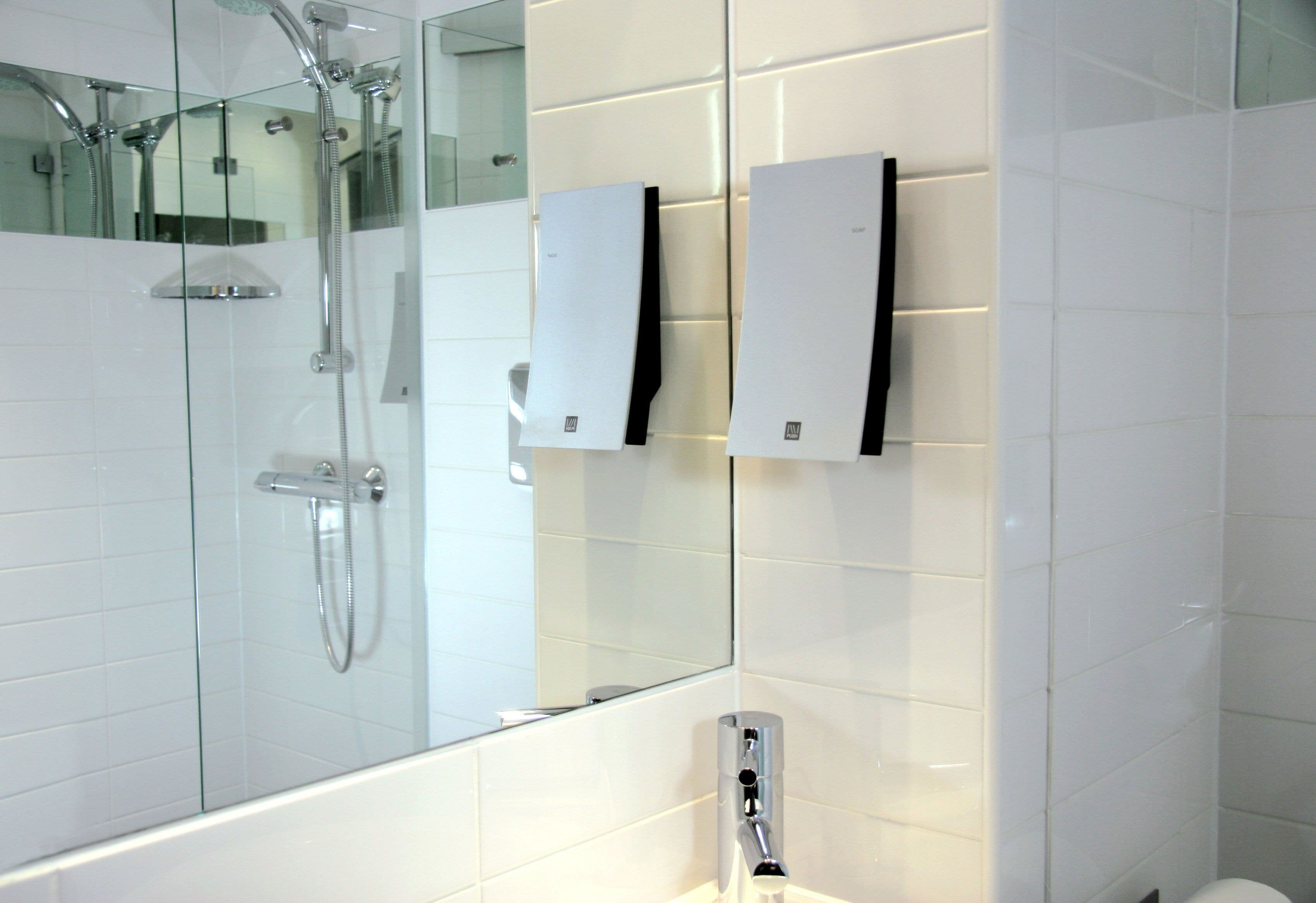 shower, free toiletries, hair dryer, towels