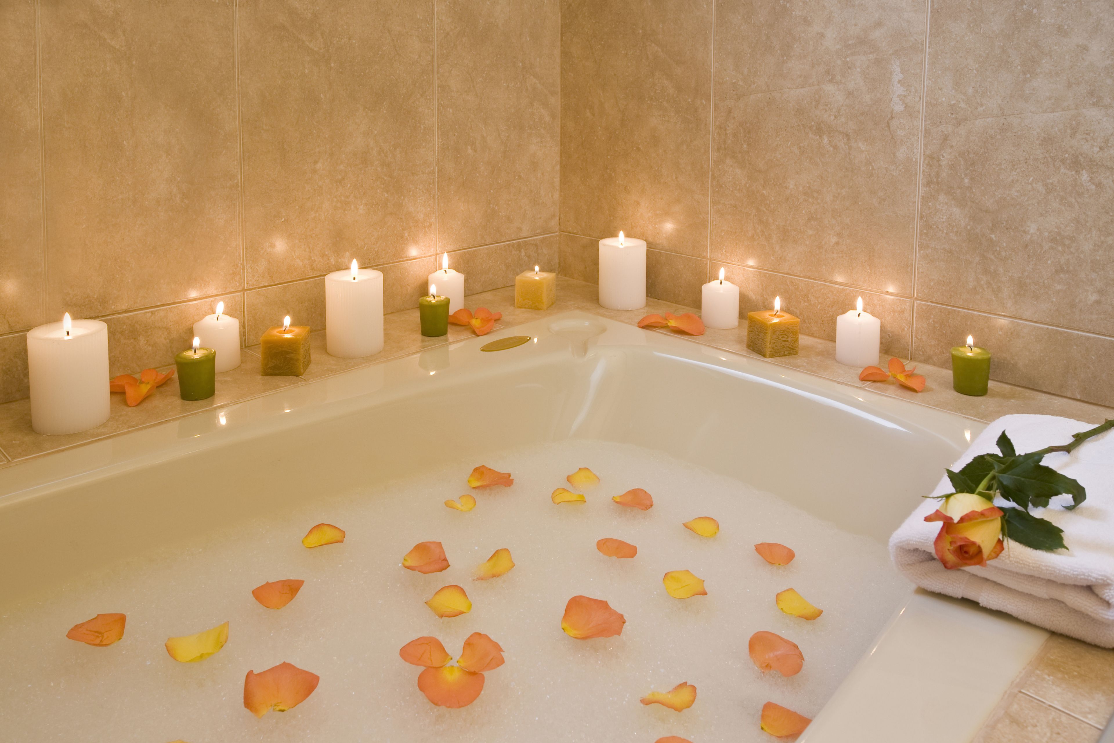 suite | bathroom | free toiletries, hair dryer, towels