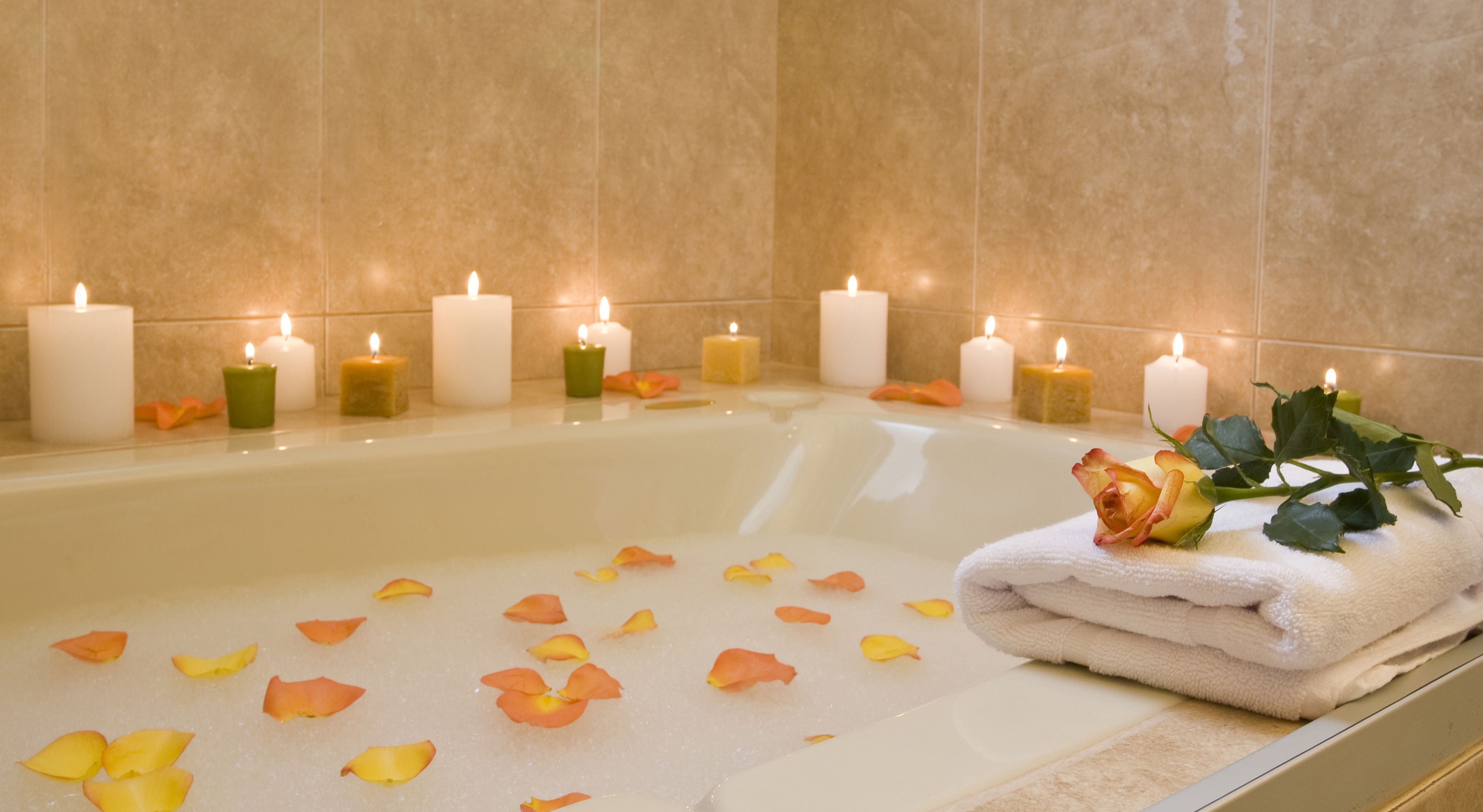 suite | bathroom | free toiletries, hair dryer, towels