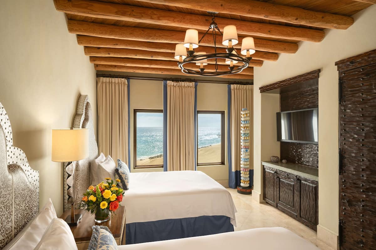 Egyptian cotton sheets, premium bedding, pillow-top beds, free minibar