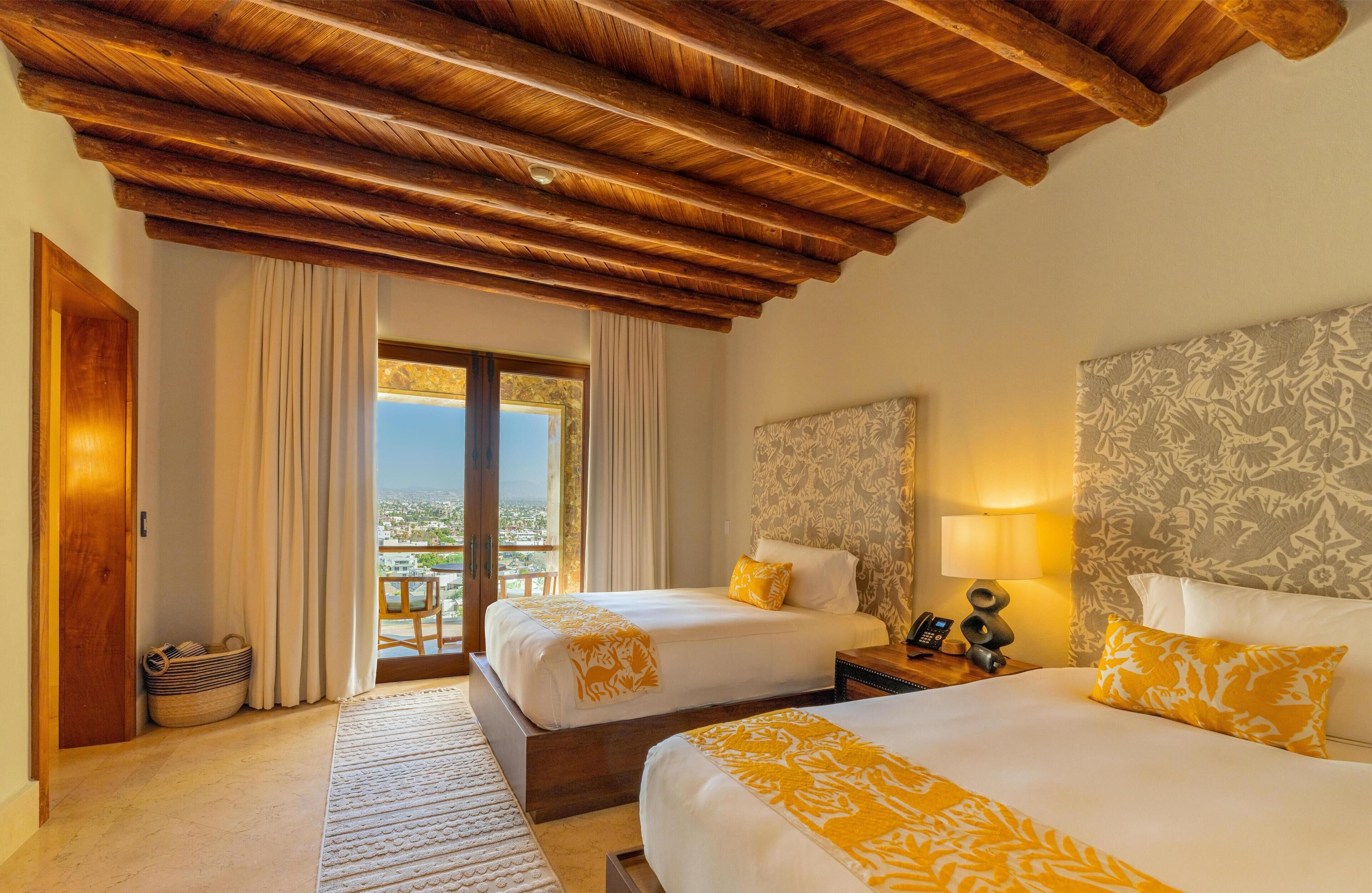 4 Bedroom Pedregal Private Home Mountain View | Egyptian cotton sheets, premium bedding, pillow-top beds, minibar