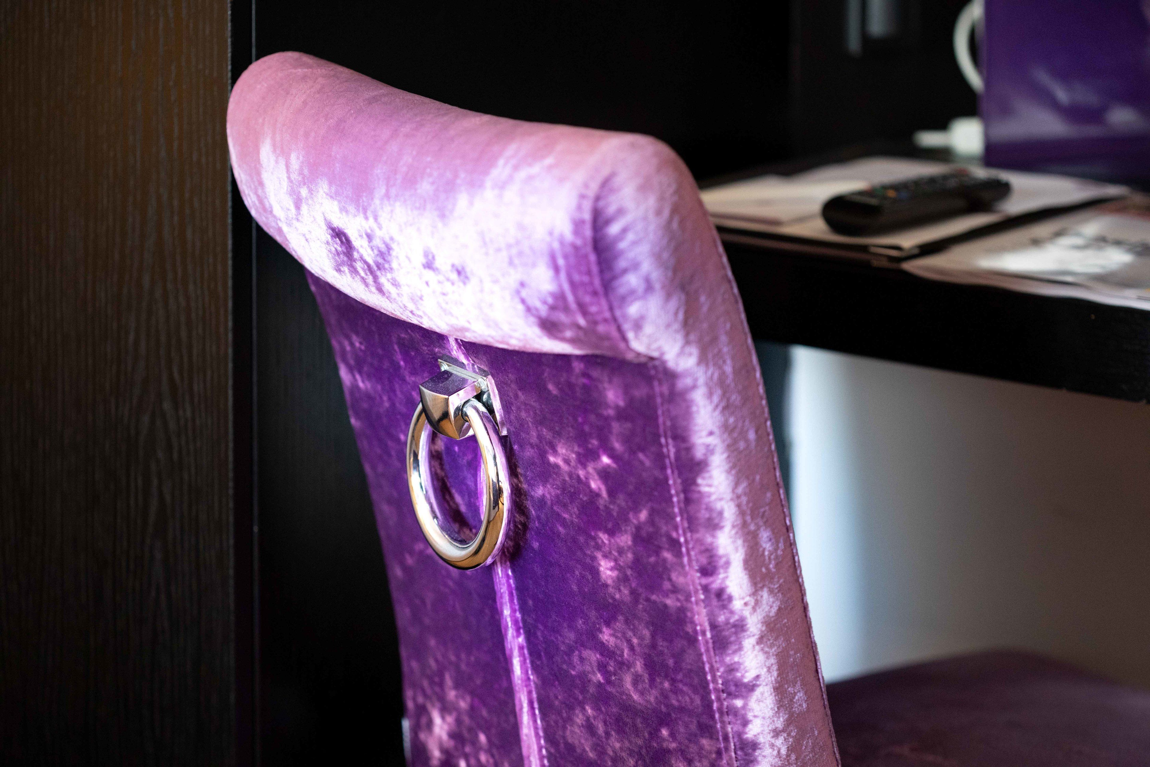 single room, balcony, courtyard view | room amenity