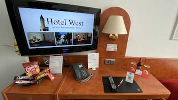Phòng 2 giường đơn Economy | Bộ đồ giường kháng dị ứng, minibar