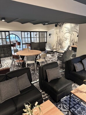 Bar en el lobby
