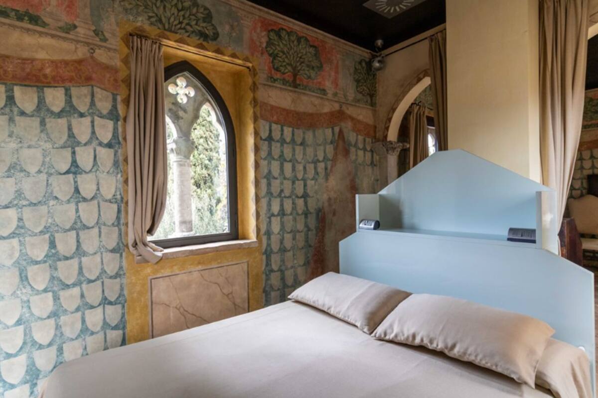 Romantic Room, City View | View from room