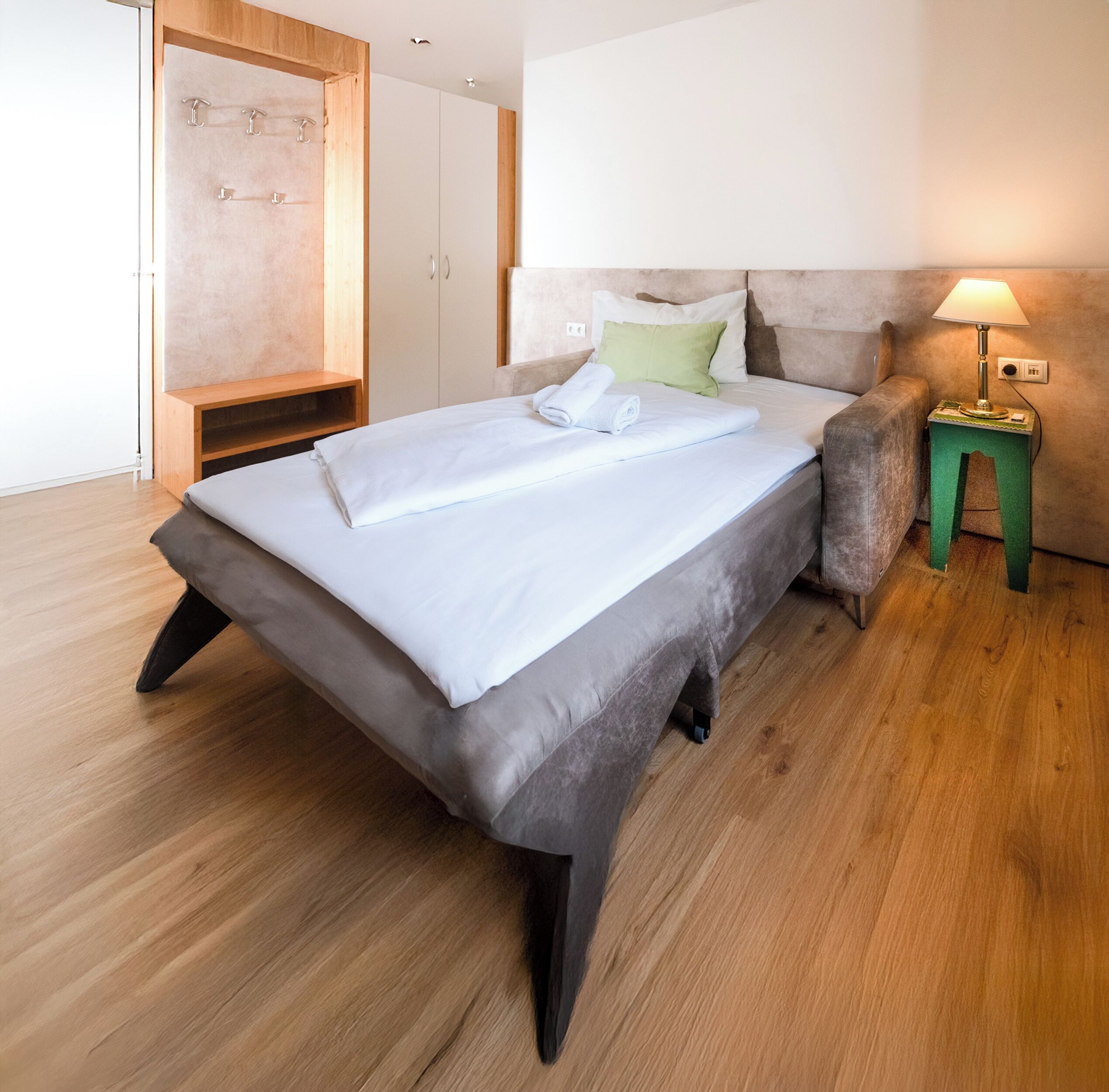 Colchones Select Comfort, escritorio y sistema de insonorización 