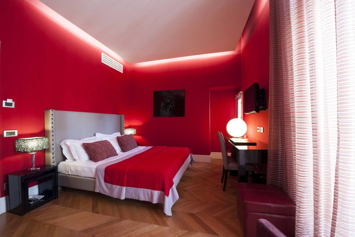 Deluxe Double Room | Egyptian cotton sheets, hypo-allergenic bedding, free minibar