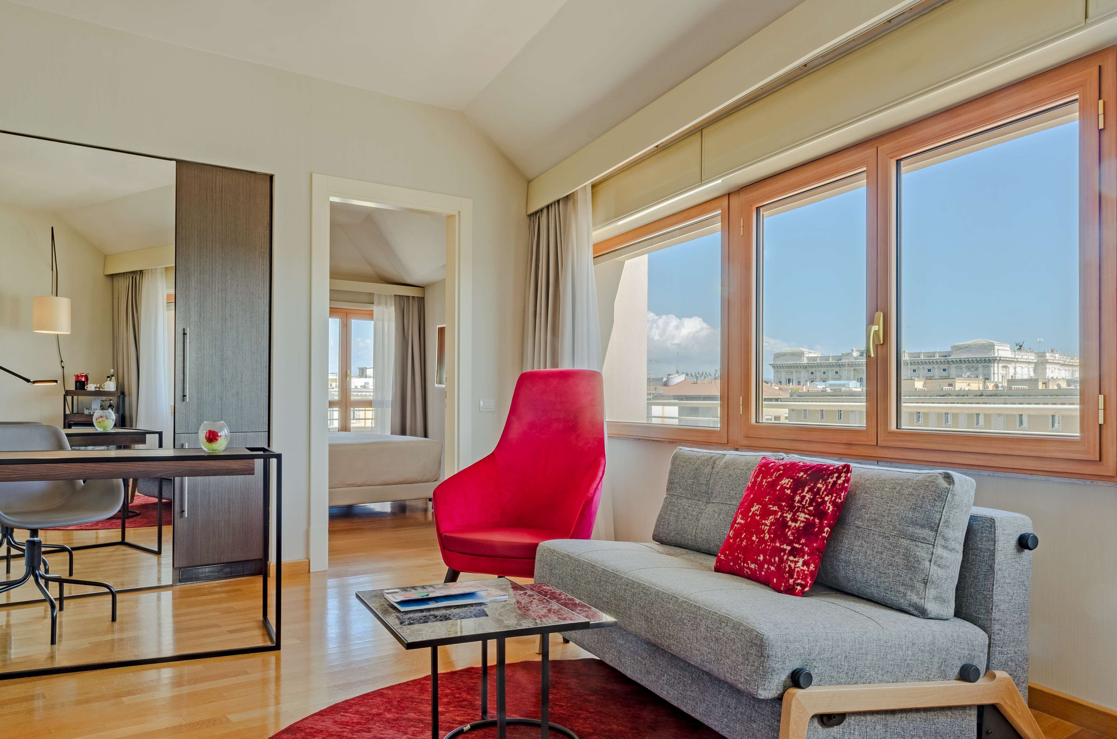 1 bedroom, premium bedding, minibar, in-room safe