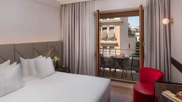 Chambre Supérieure (New Style) | Literie de qualité supérieure, minibar, coffres-forts dans les chambres