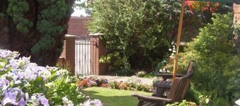 Anton Guest House B&B