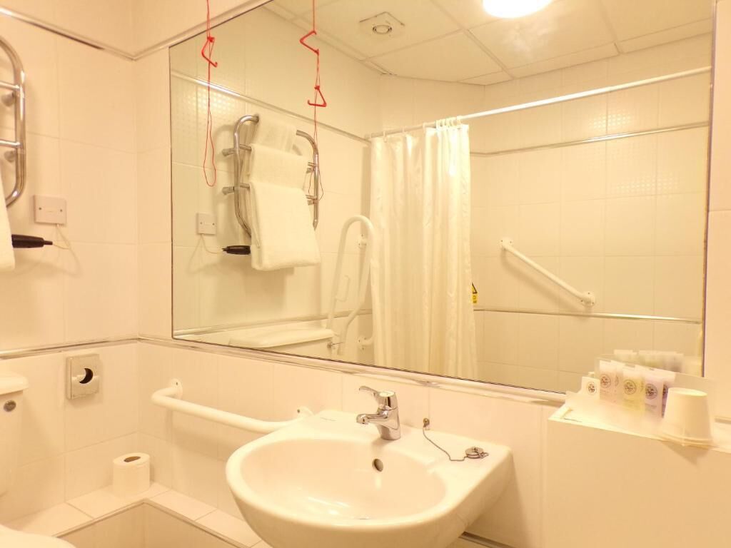 Free toiletries, hair dryer, towels