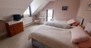 Zweibettzimmer, Gemeinschaftsbad