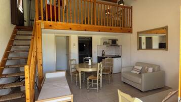 Duplex família, para não fumantes, ar-condicionado | Cozinha privada | Geladeira