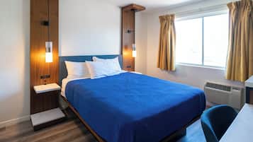 Standard Single Room | Desk, iron/ironing board, free WiFi, bed sheets