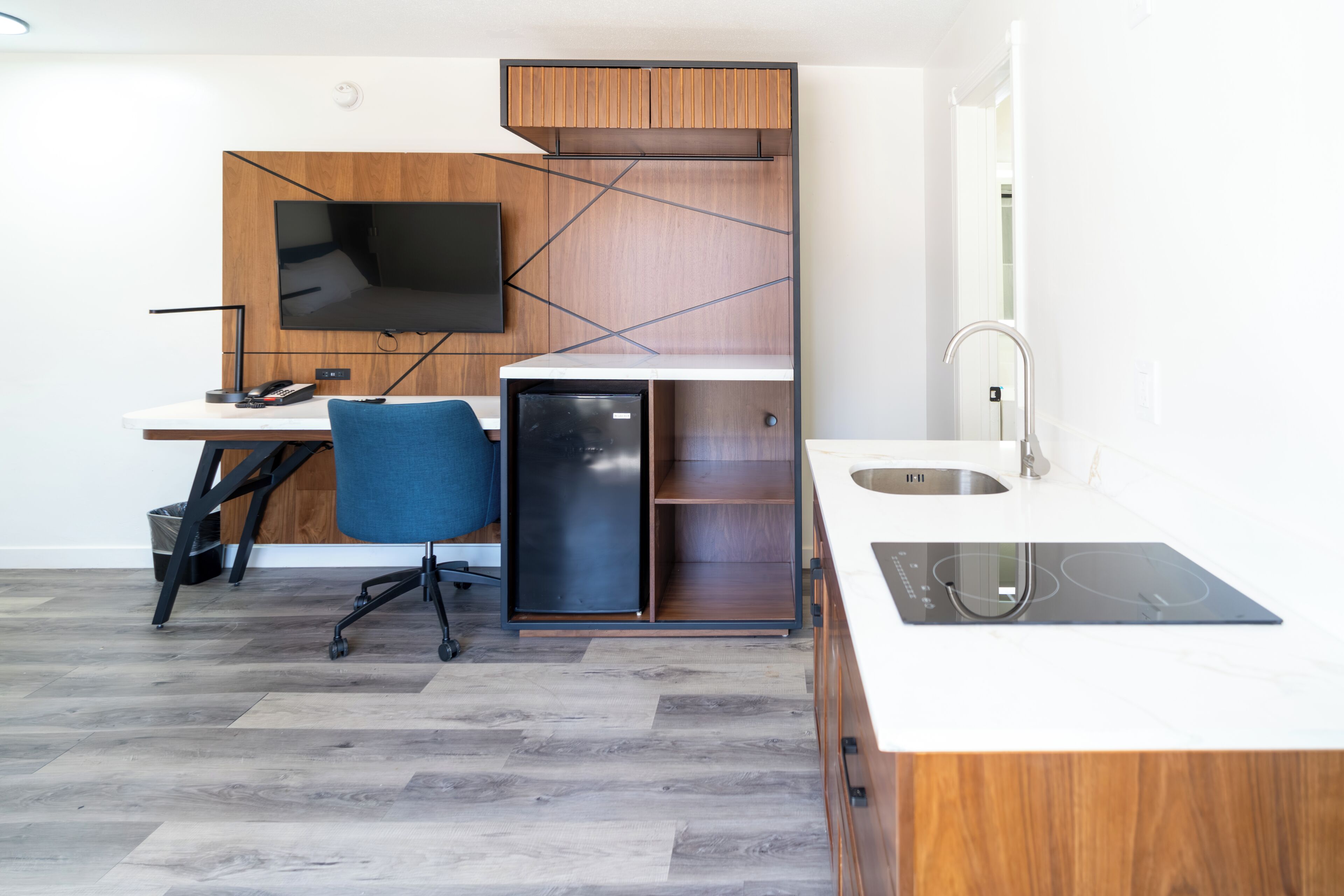 Enkeltrom – standard | Skrivebord, strykejern/-brett, wi-fi (inkludert) og sengetøy