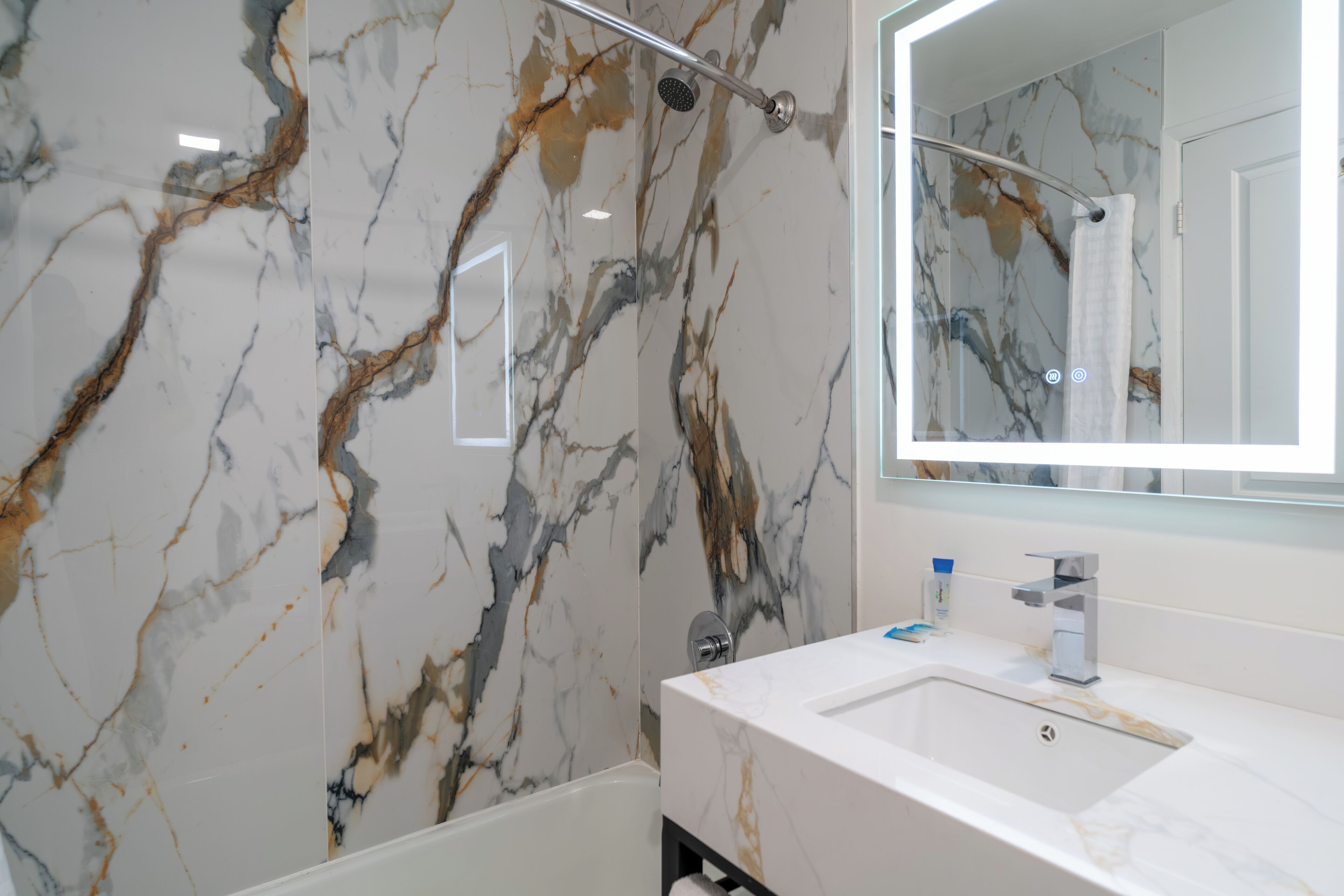 Foto - Central Phoenix Hotel