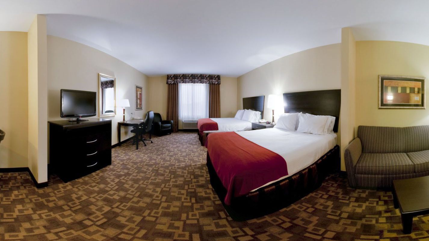 1 bedroom, in-room safe, desk, iron/ironing board