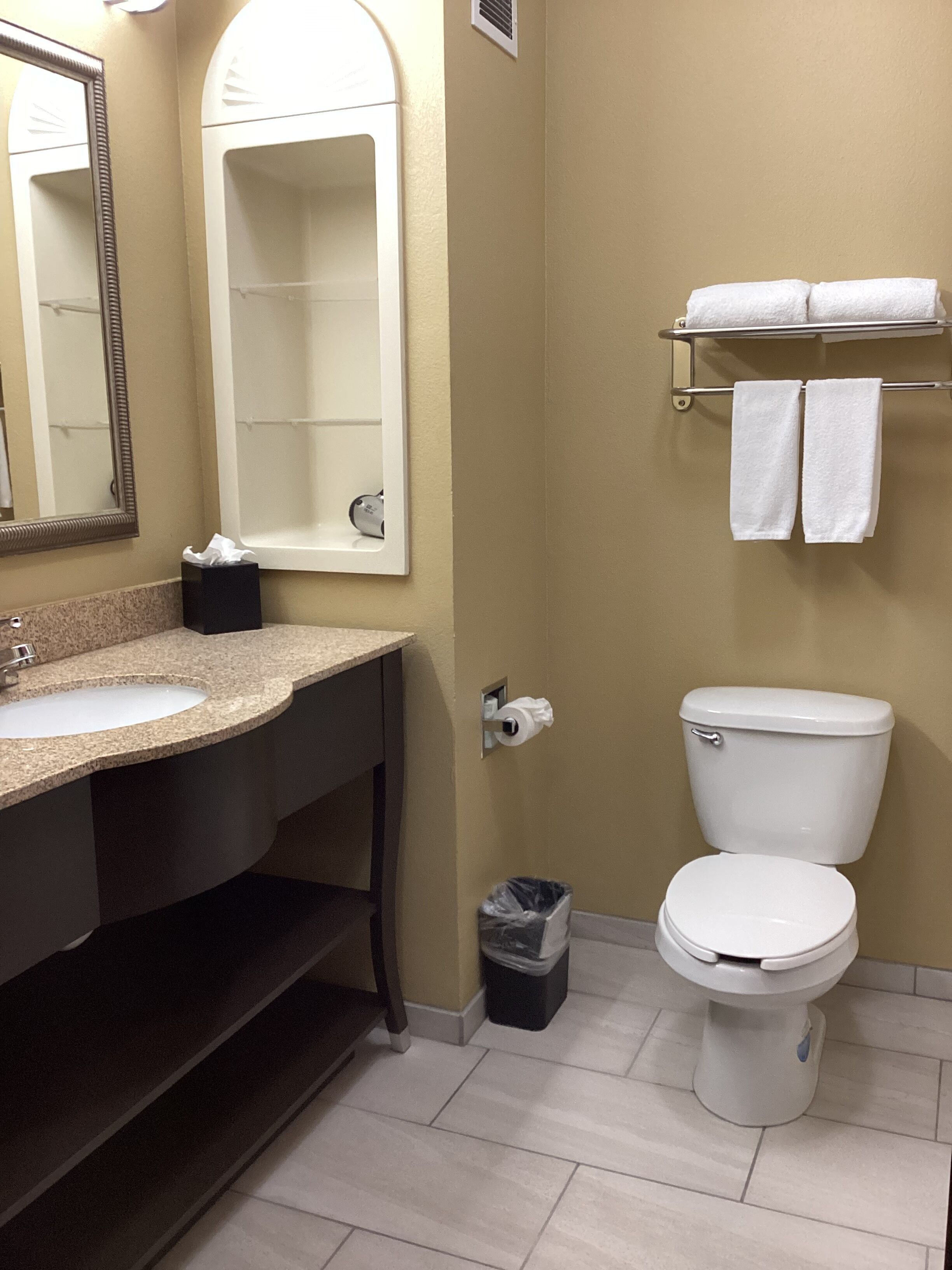 standard room, 2 queen beds, microwave | bathroom | combined shower/bathtub, rainfall showerhead, free toiletries