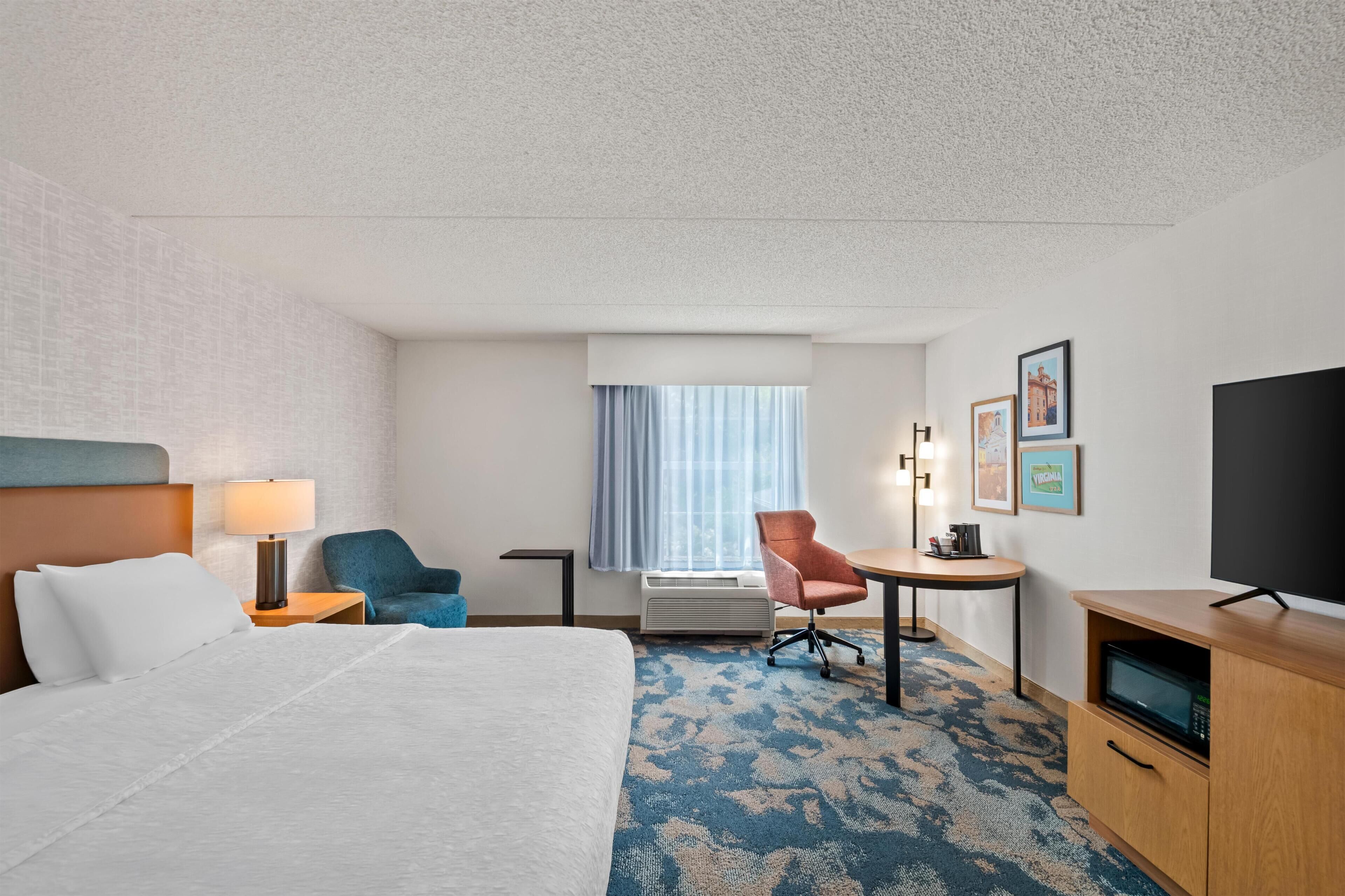 Room, 1 King Bed, Accessible, Non Smoking | Premium bedding, desk, laptop workspace, blackout curtains