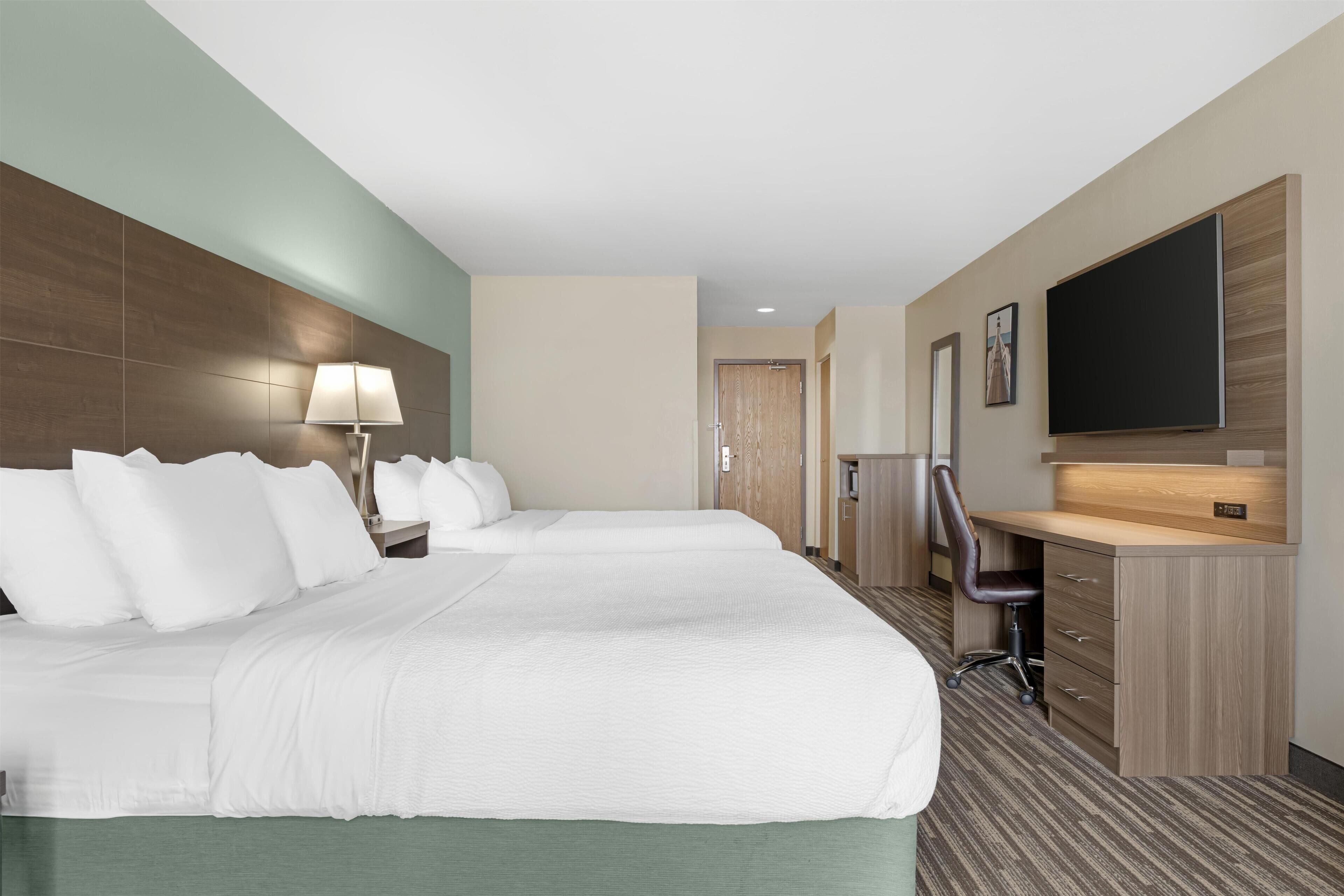 Standard Room, 2 Queen Beds, Non Smoking (Shower Only) | 1 bedroom, premium bedding, in-room safe, desk