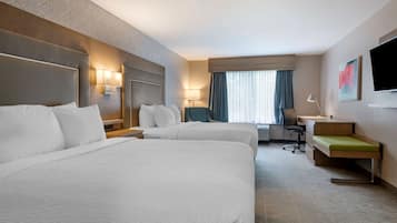 1 bedroom, premium bedding, in-room safe, desk