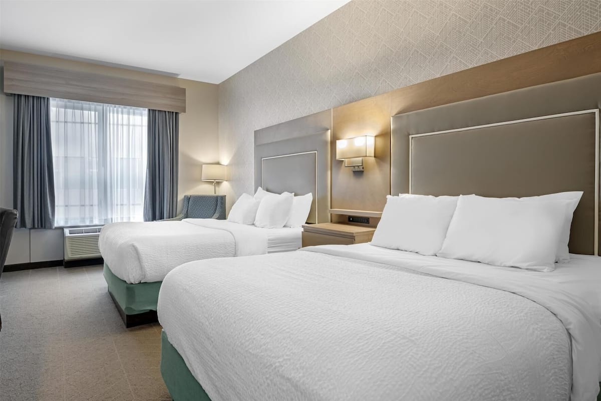 1 slaapkamer, luxe beddengoed, een kluis op de kamer, een bureau