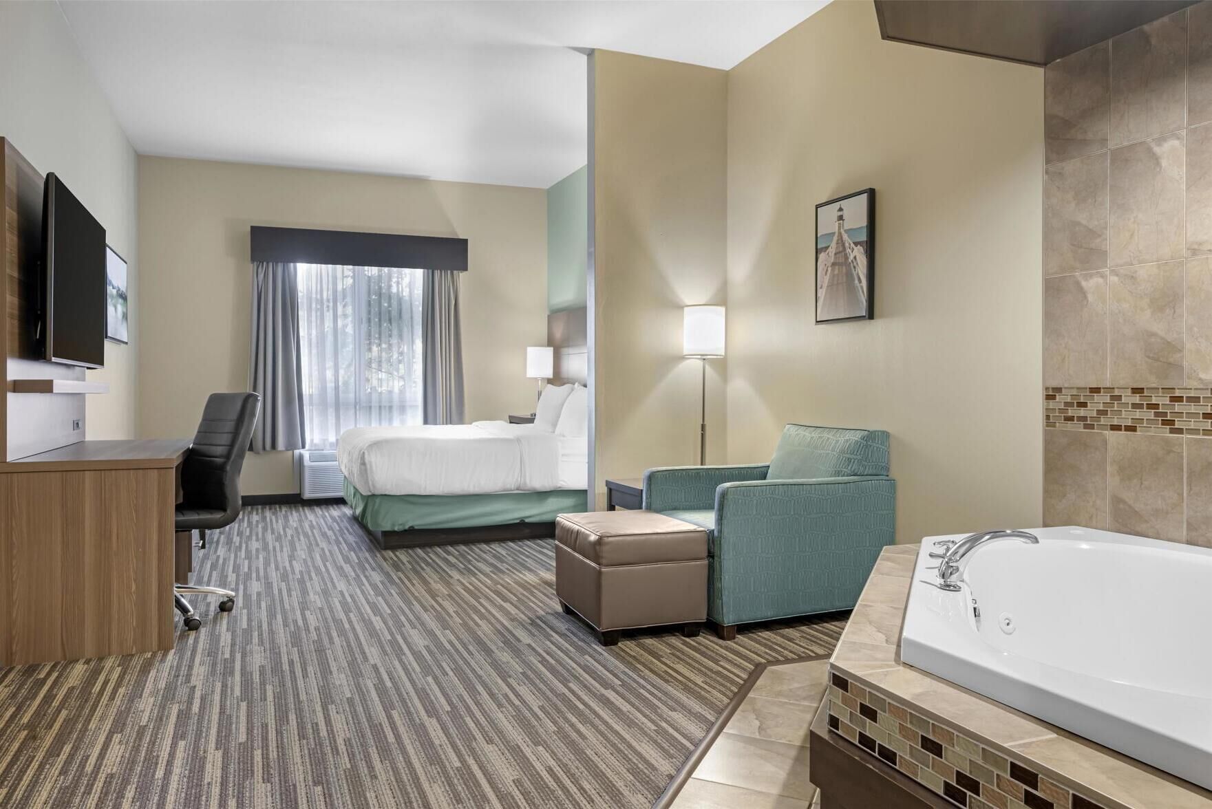 1 slaapkamer, luxe beddengoed, een kluis op de kamer, een bureau