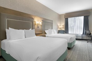 1 slaapkamer, luxe beddengoed, een kluis op de kamer, een bureau