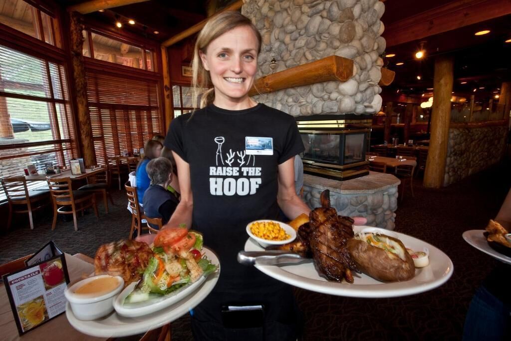 lunch and dinner served, american cuisine