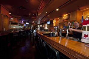 Bar (on property) - Polaris Lodge (Kimberley)