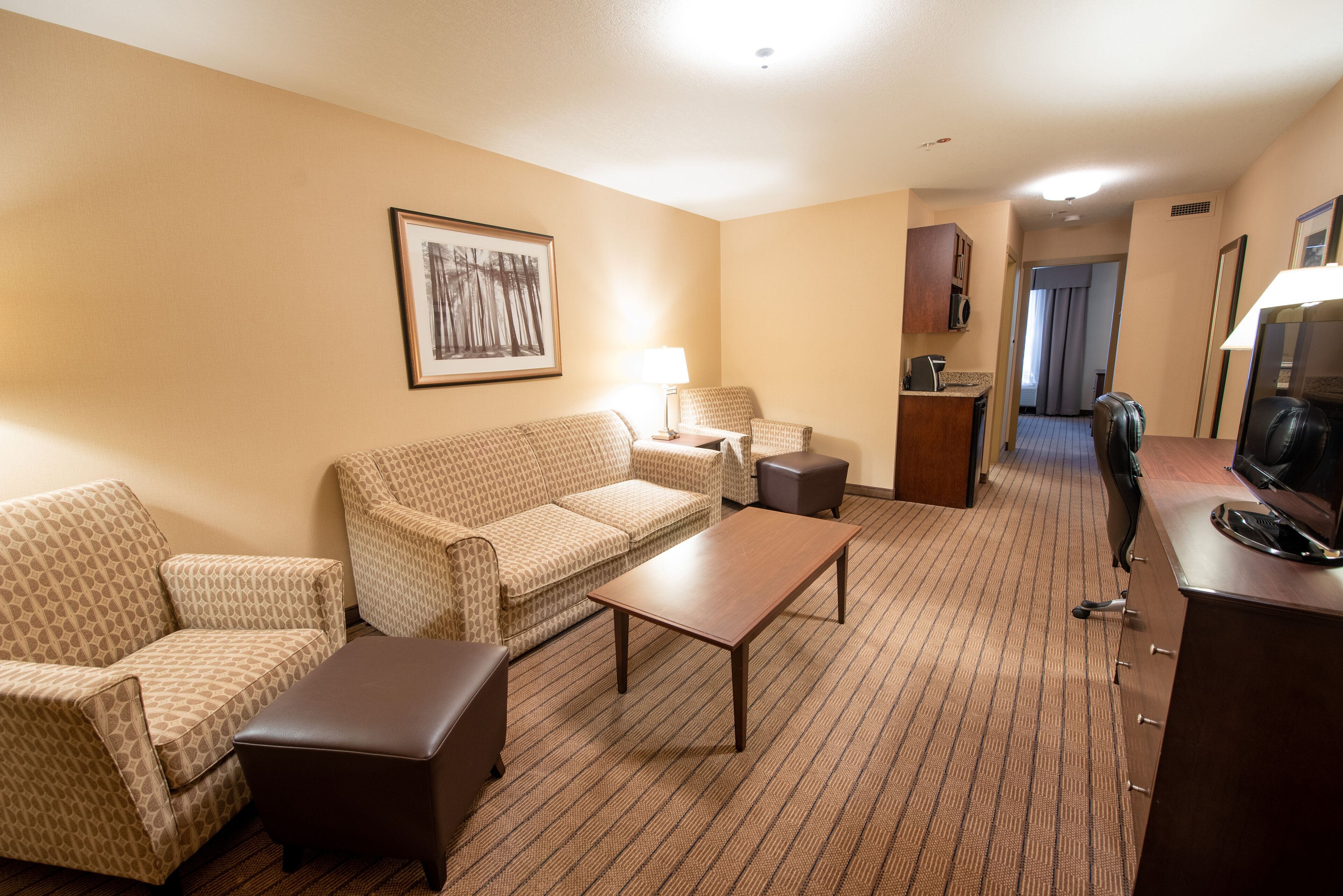 Televisi layar datar 32-inci dengan saluran TV digital dan TV