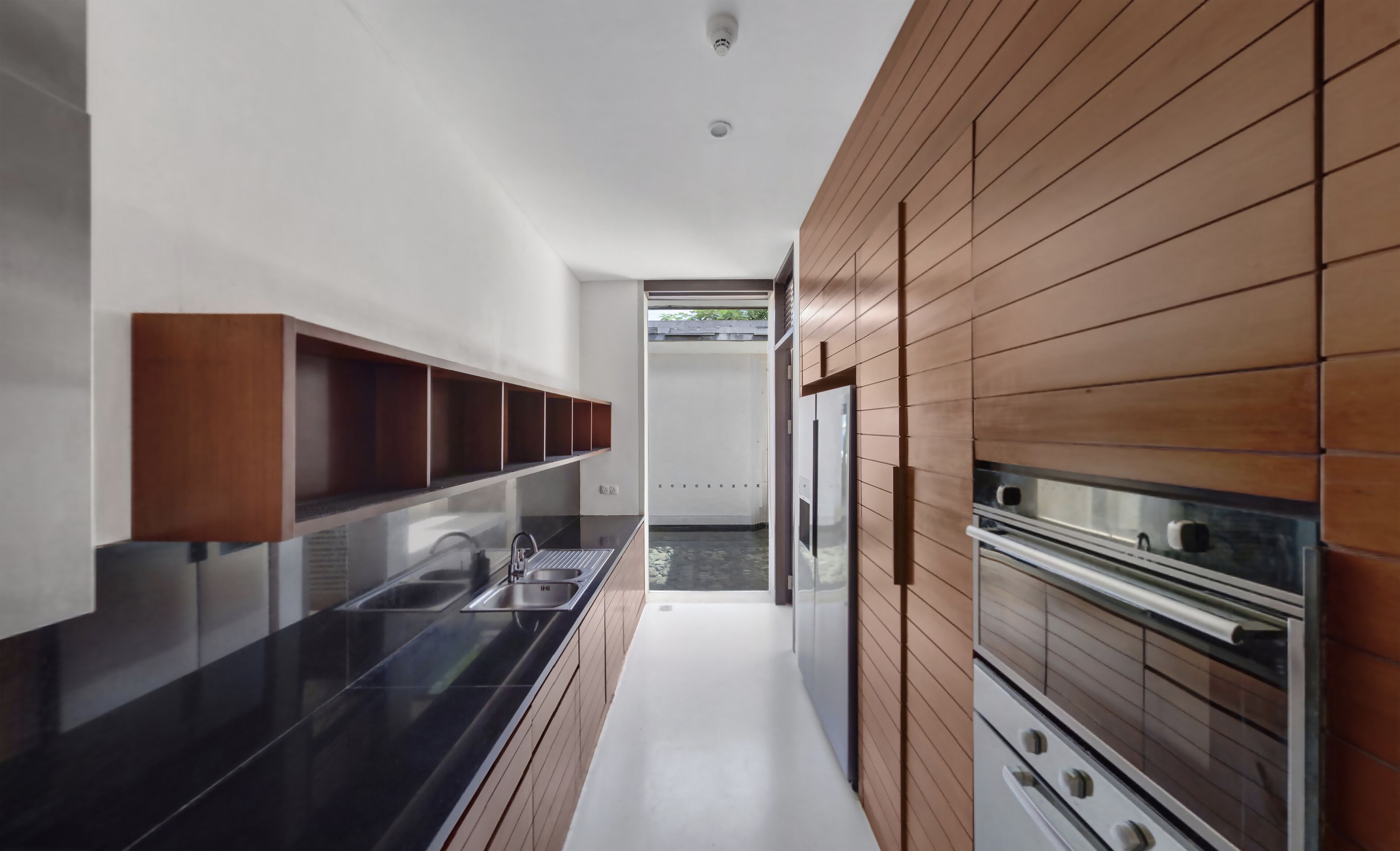 room, 3 bedrooms (cliff edge villa) | private kitchen | fridge, coffee/tea maker