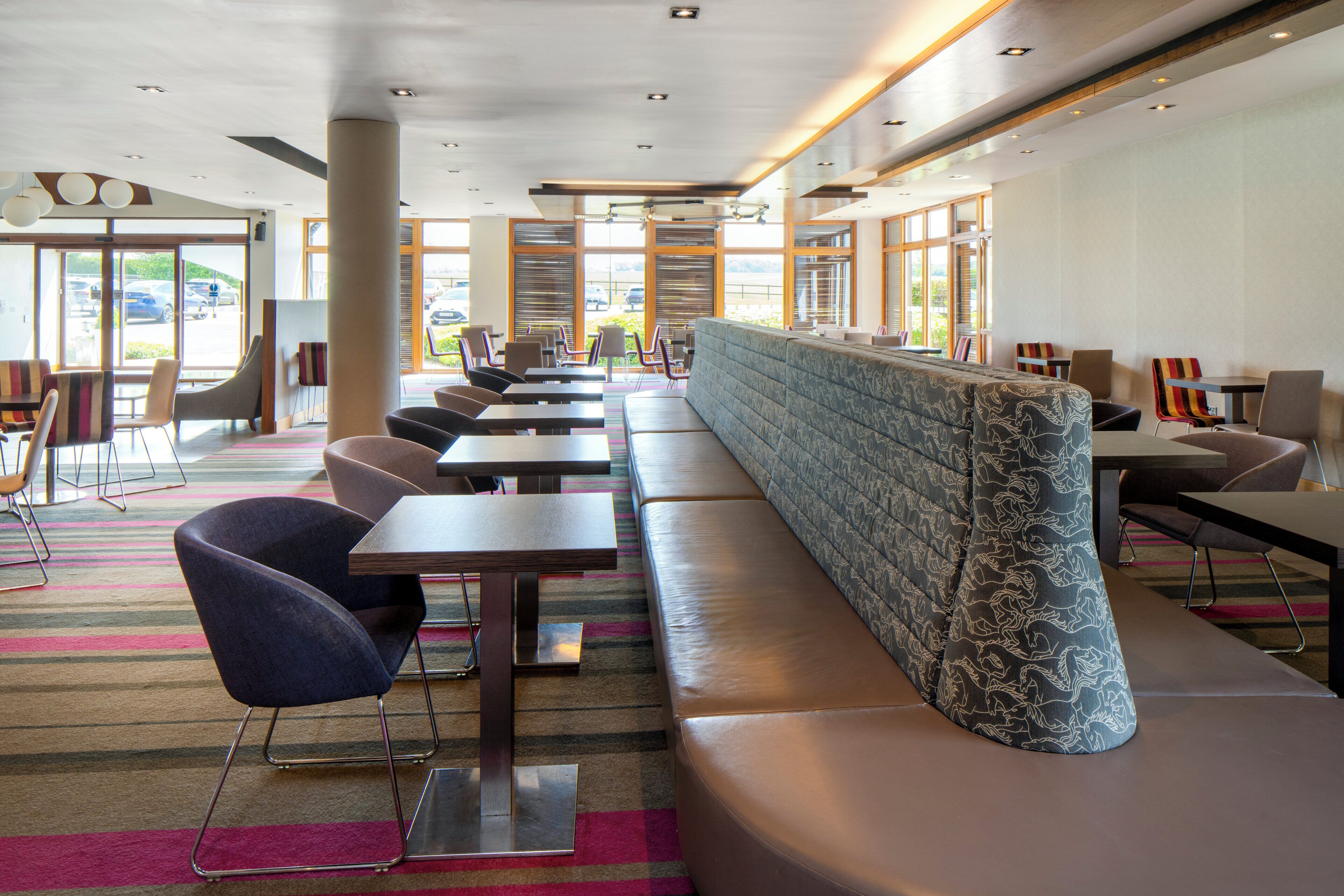 free daily full breakfast