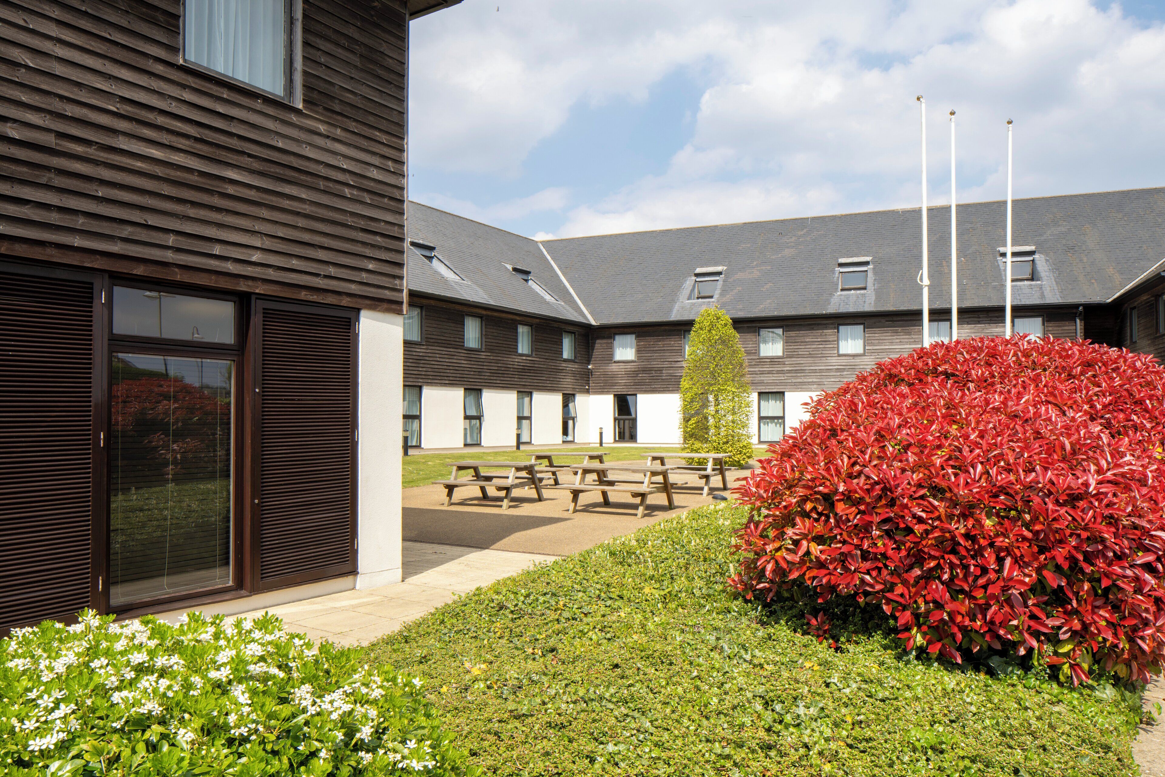 Photo - Holiday Inn Express London - Epsom Downs by IHG