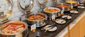Holiday Inn Express London-Epsom Downs by IHG