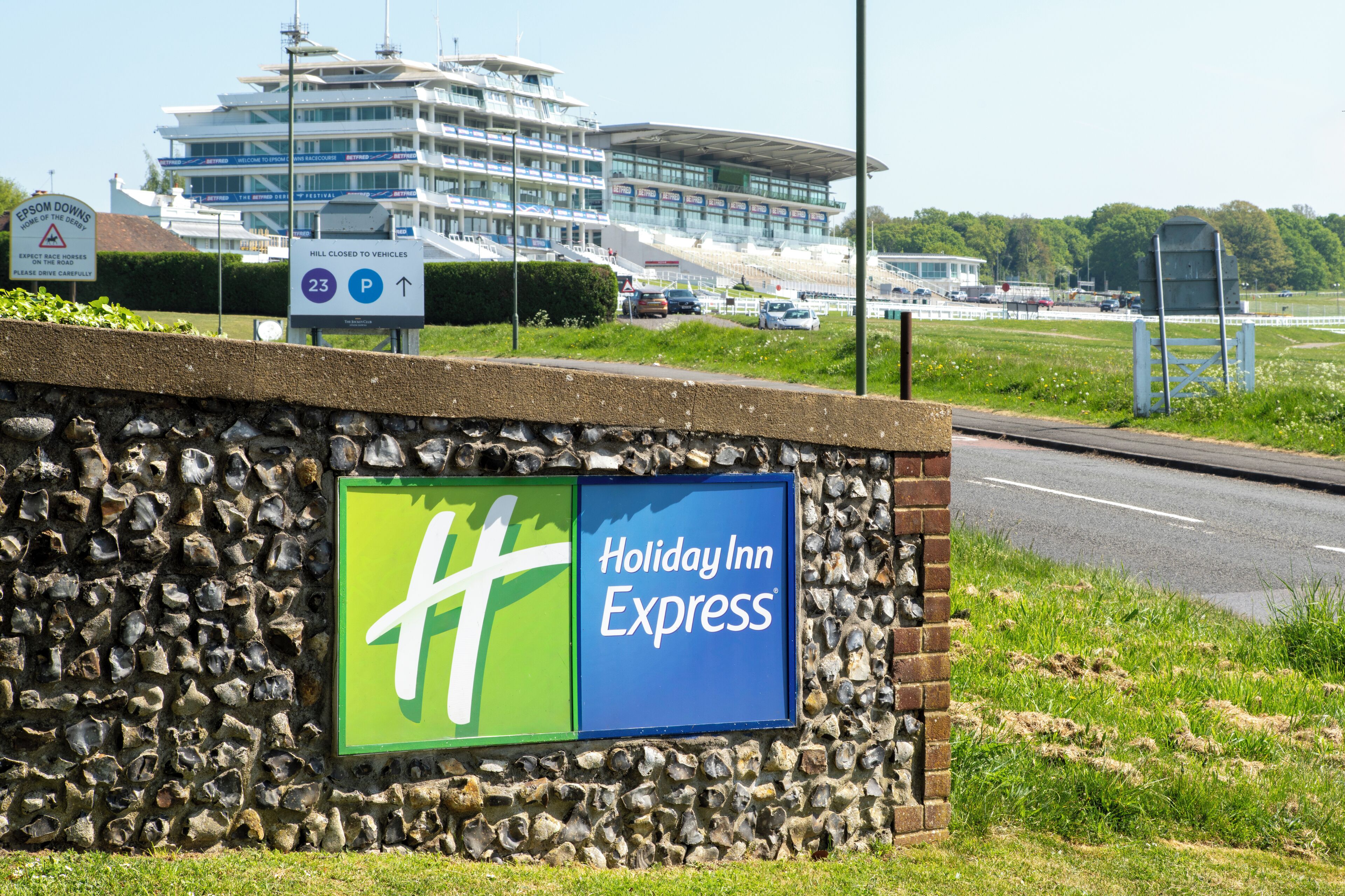 Photo - Holiday Inn Express London - Epsom Downs by IHG