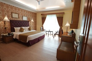 Grand Deluxe Rooms with Direct Pool Access | Premium bedding, minibar, in-room safe, desk - Saj Earth Resort (Aluva)