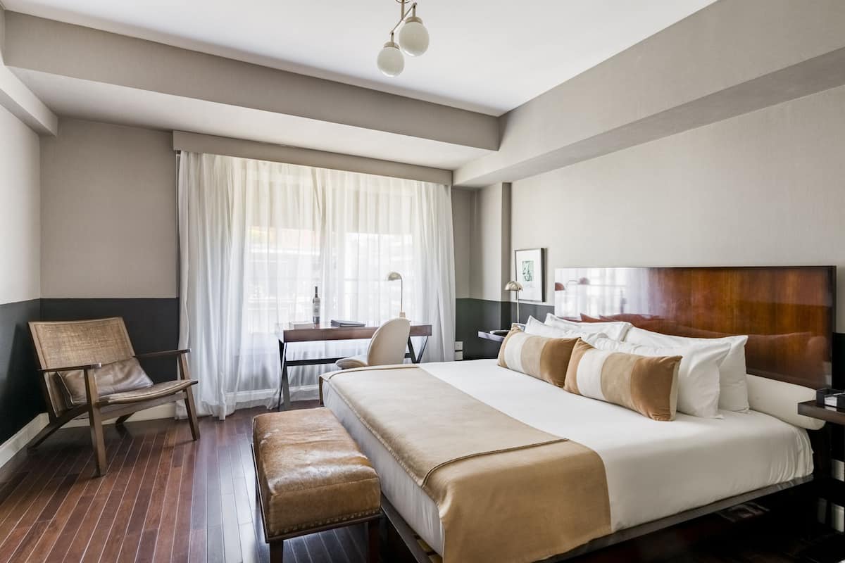 Egyptian cotton sheets, premium bedding, down duvets