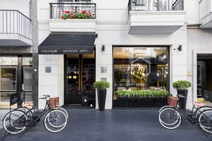 Framhlið gististaðar