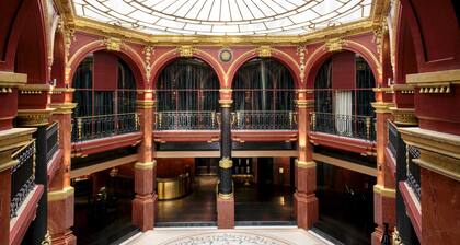 Hotel Banke Opera, Autograph Collection