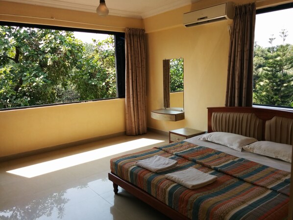 Deluxe Double Room, Ensuite | View from room