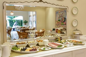 Desayuno inglés incluido todos los días