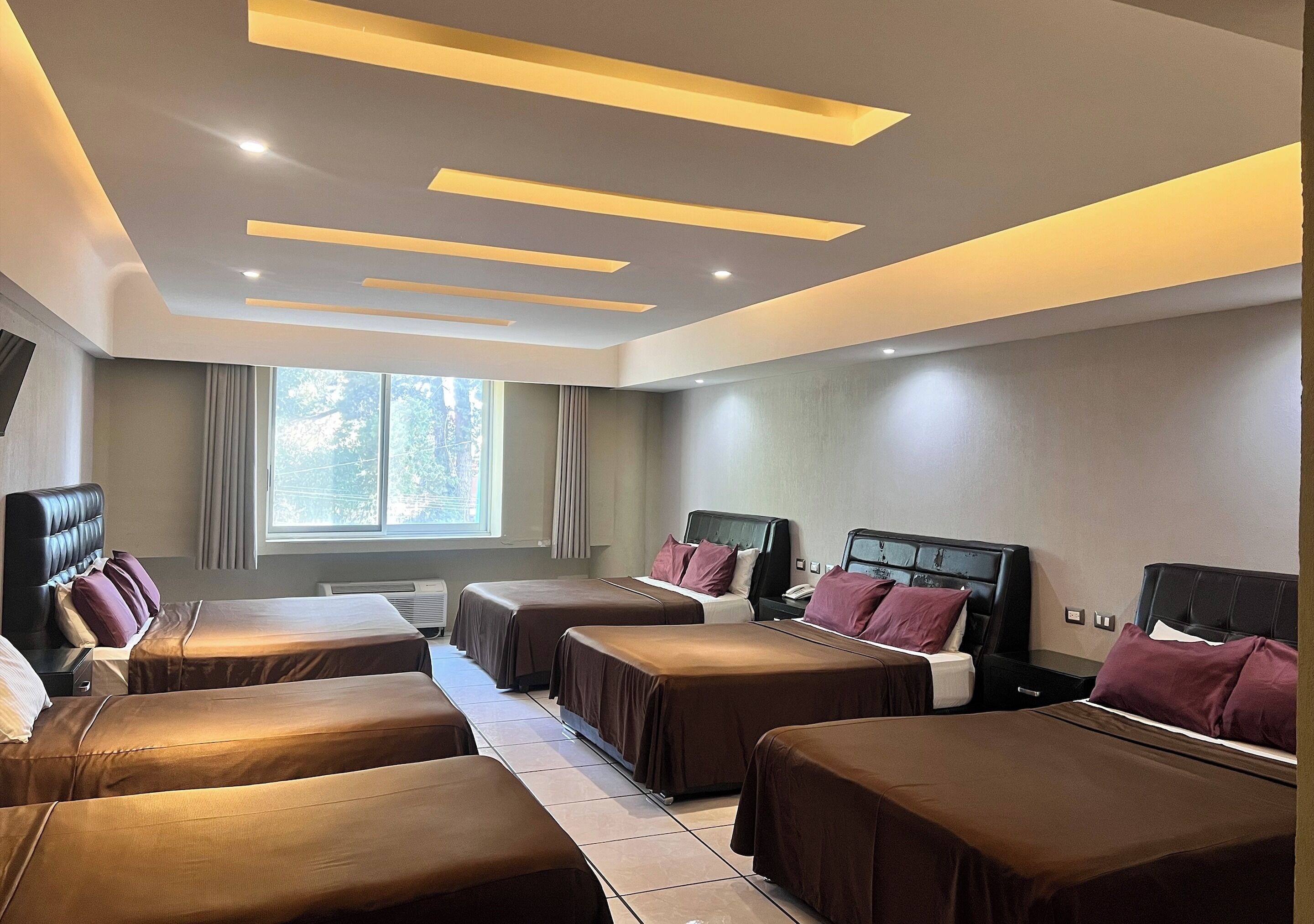Premium bedding, minibar, in-room safe, free WiFi