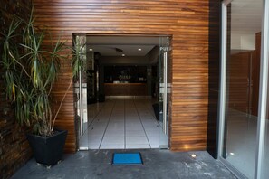 Front of property - Hotel Diana del Bosque by DOT Urban (Morelia)