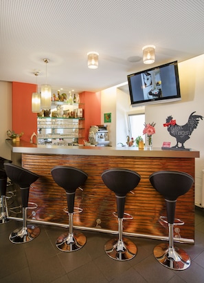 Bar (in der Unterkunft)