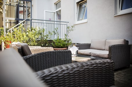 Patio. Hahn Hotel Vienna City