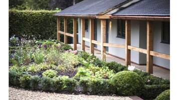 Double or Twin Room | Courtyard view